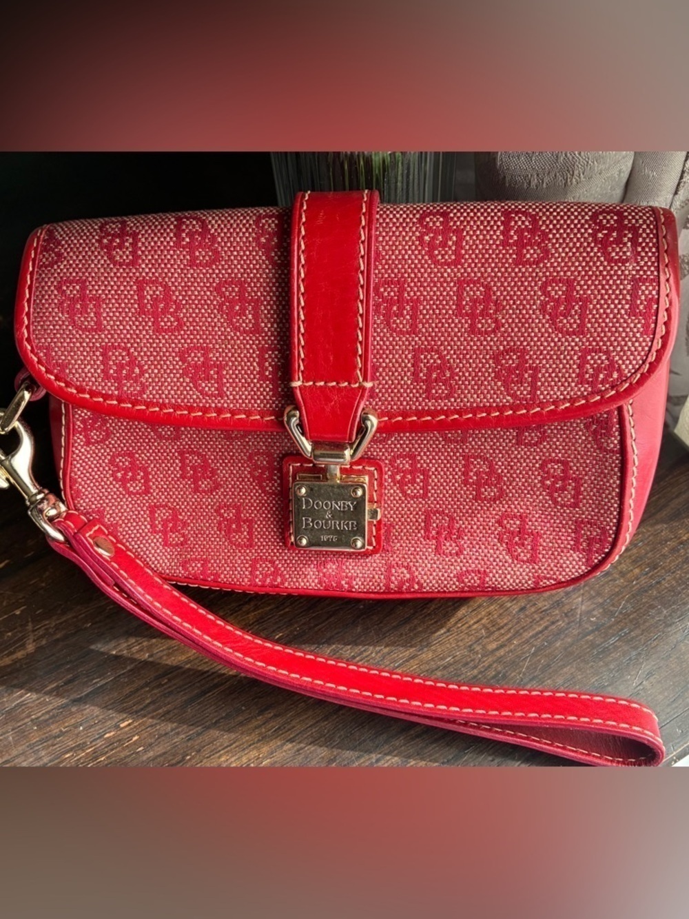 Dooney & Bourke Wristlet - Picture 3 of 8